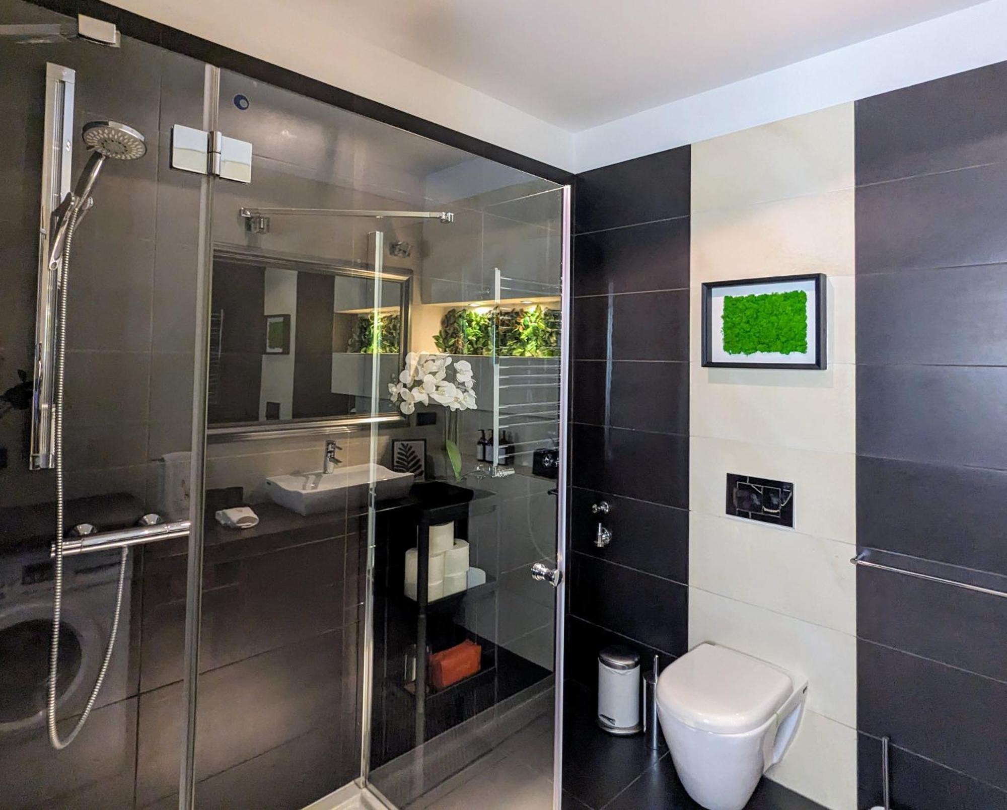 Bella Luna Luxury Suites - Chic Residence In Historic Square Варшава Экстерьер фото