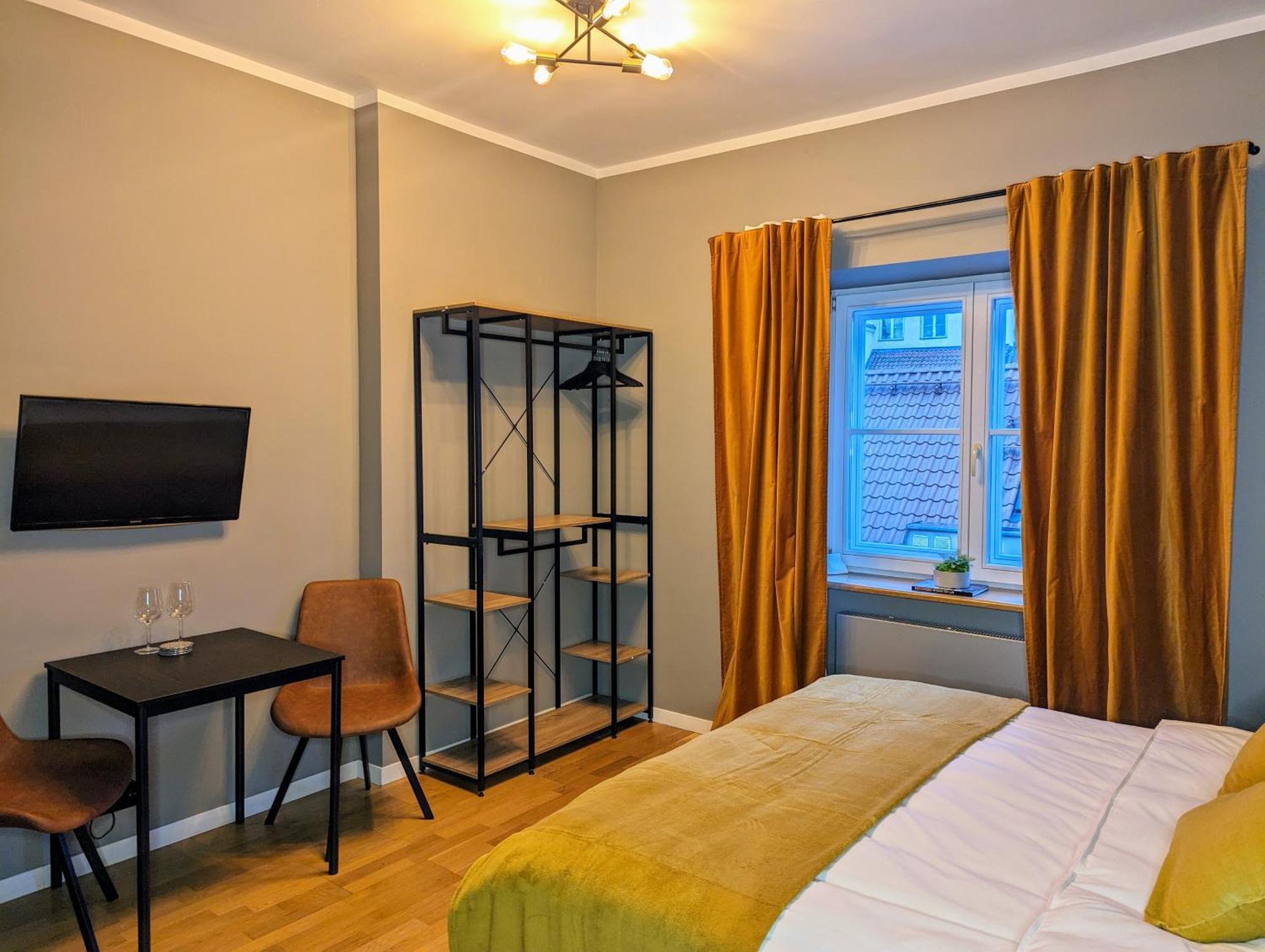 Bella Luna Luxury Suites - Chic Residence In Historic Square Варшава Экстерьер фото