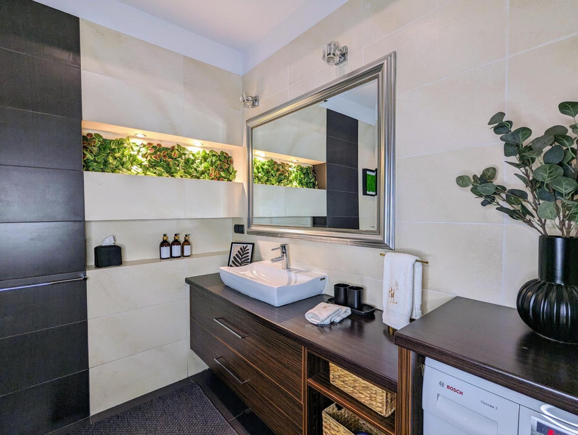 Bella Luna Luxury Suites - Chic Residence In Historic Square Варшава Экстерьер фото
